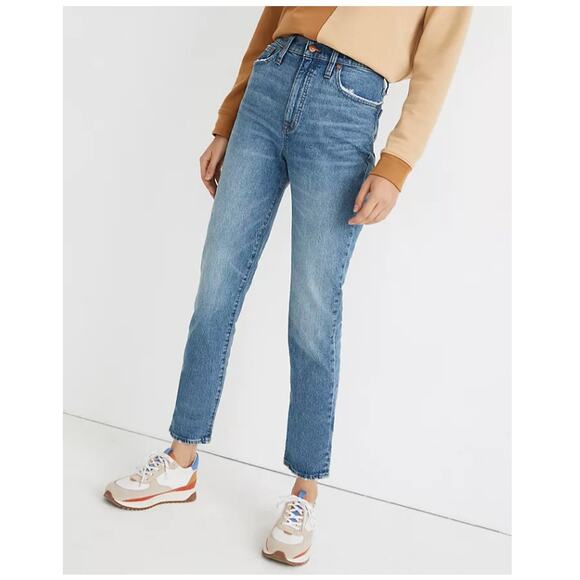 MADEWELL Classic Straight Jeans in Nearwood Wash - Picture 1 of 7